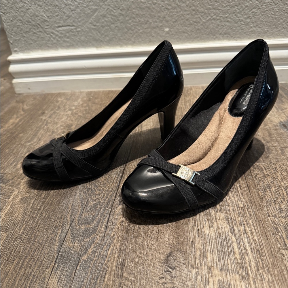 Giani Bernini Black Patent Memory Foam Heels